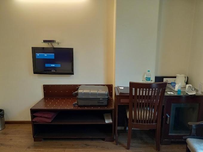 Hotel Vaishali Inn Gáziábád Kültér fotó