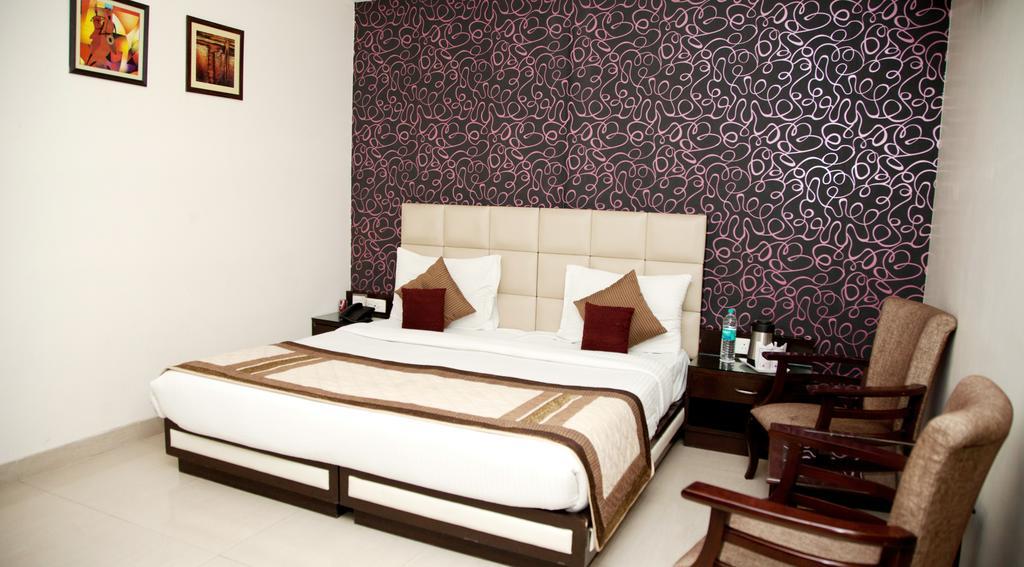 Hotel Vaishali Inn Gáziábád Kültér fotó